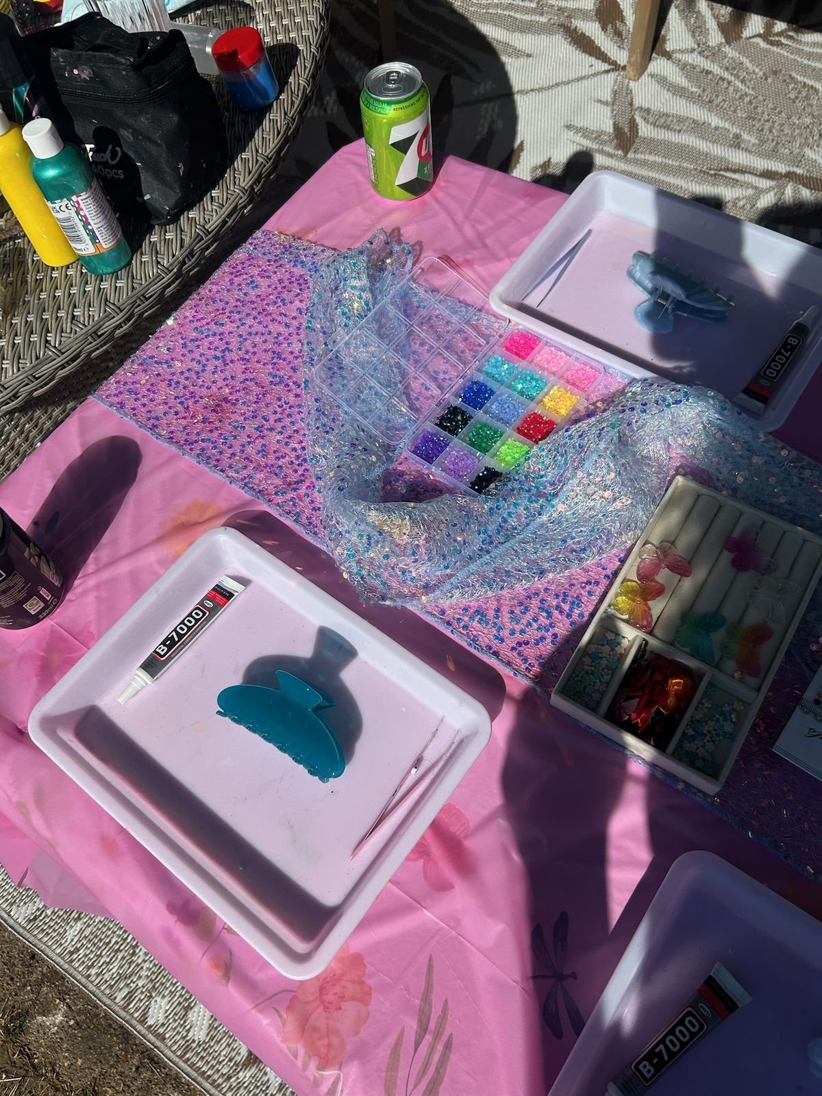 A real Jazzy Slime activity station in use at a party (11)