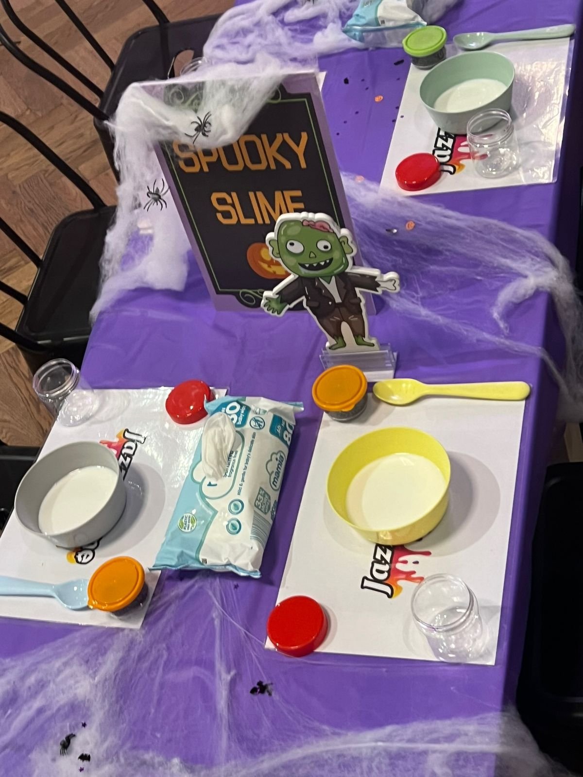 A real Jazzy Slime party setup, styled and ready for guests (4)