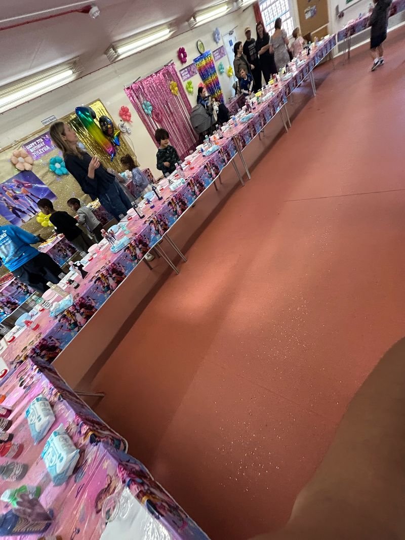 A real photo from a Jazzy Slime party (86)