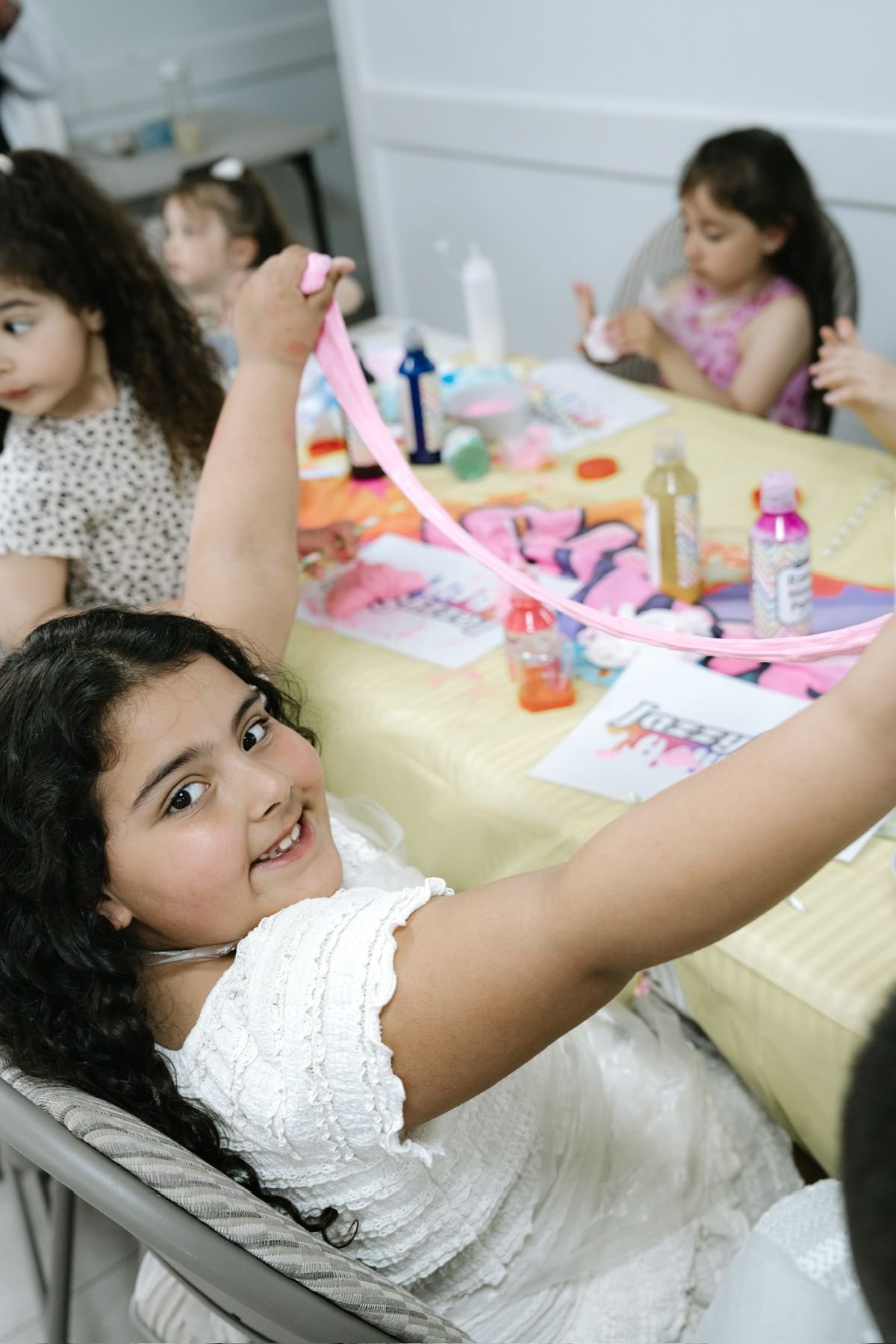 A real moment of slime-making fun at a Jazzy Slime party (22)