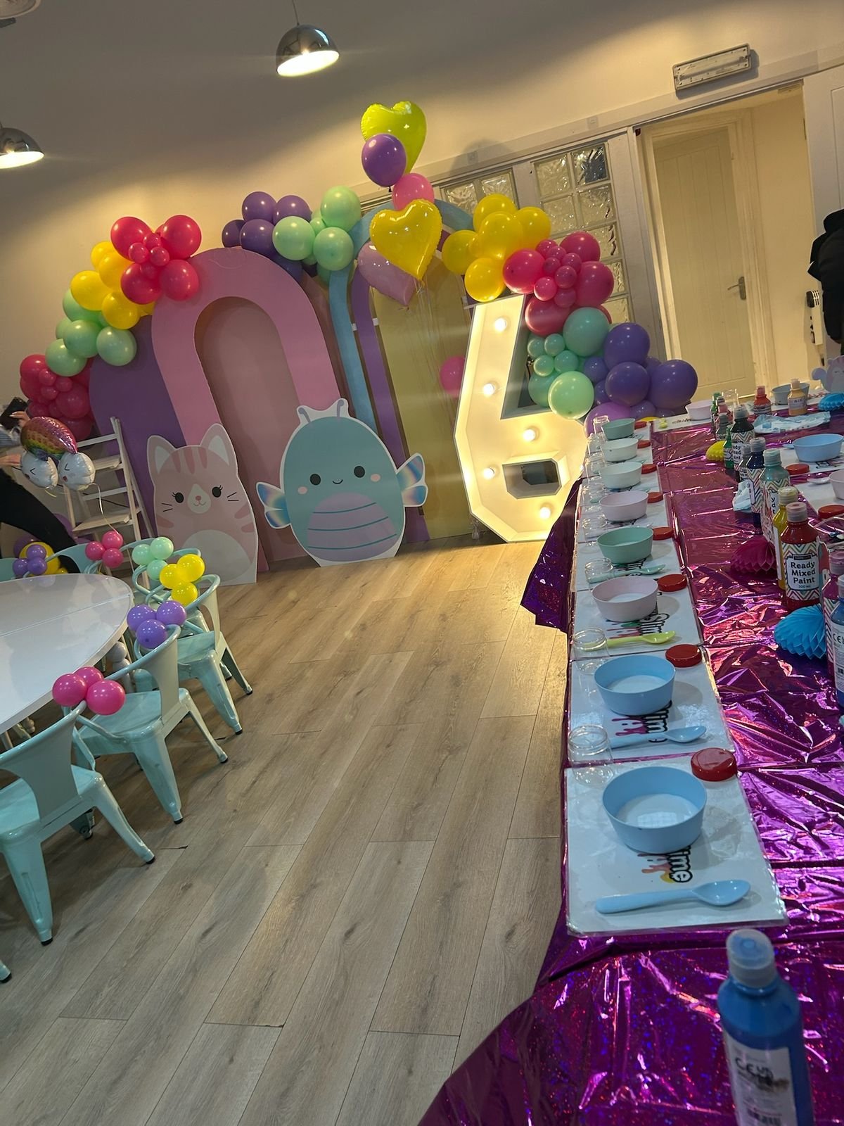 A real Jazzy Slime party setup, styled and ready for guests (12)
