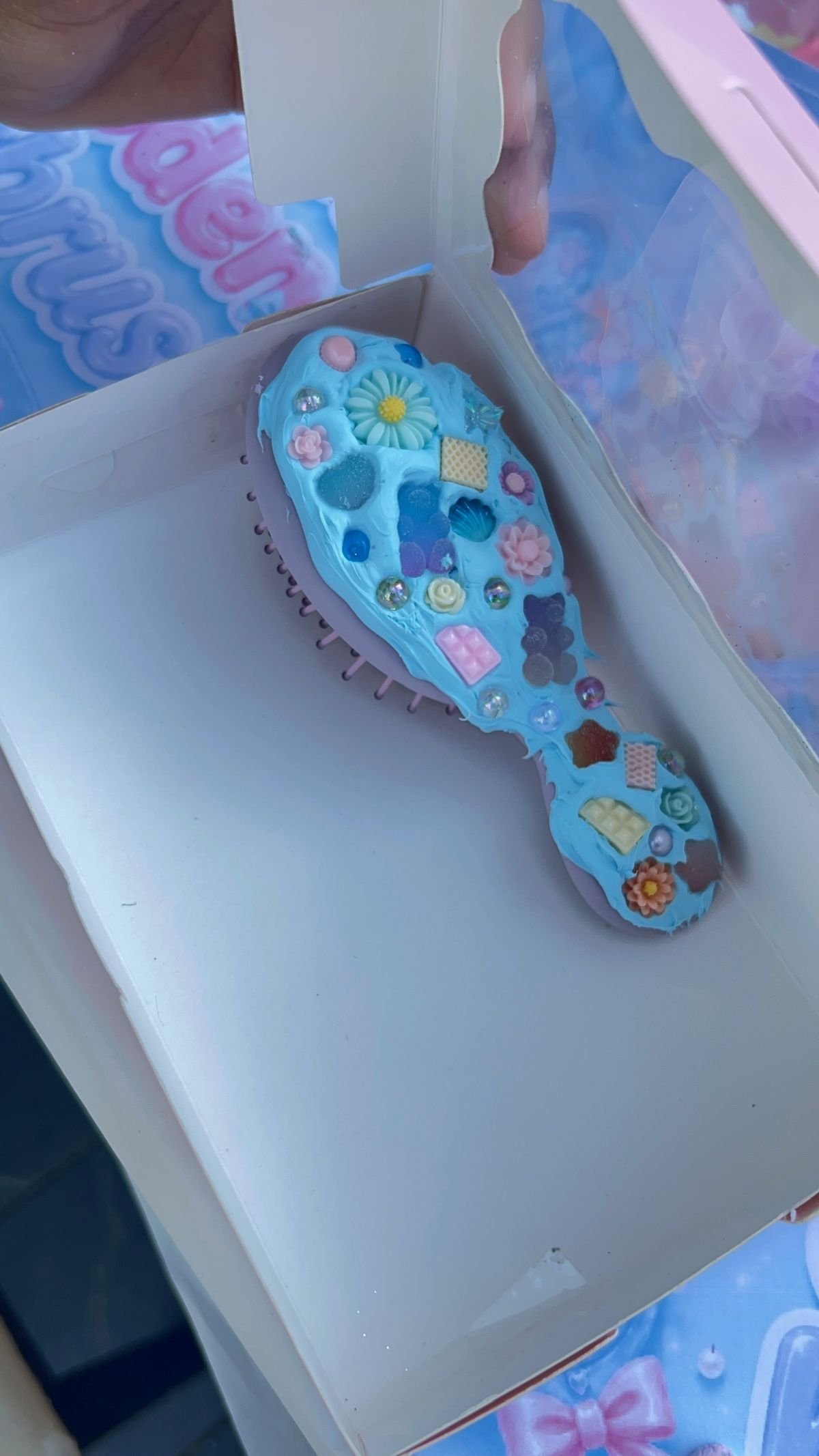 A real Jazzy Slime activity station in use at a party (39)